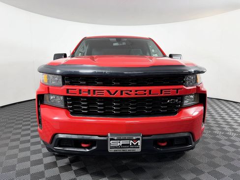 Used 2019 Chevrolet Silverado 1500 Custom w/ Custom Convenience Package AWD/4WD image 4