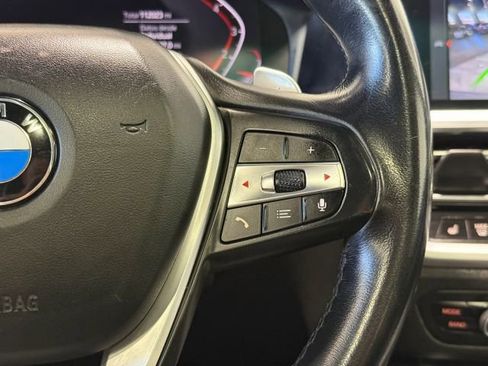 Used 2020 BMW 330i Sedan w/ Convenience Package image 17