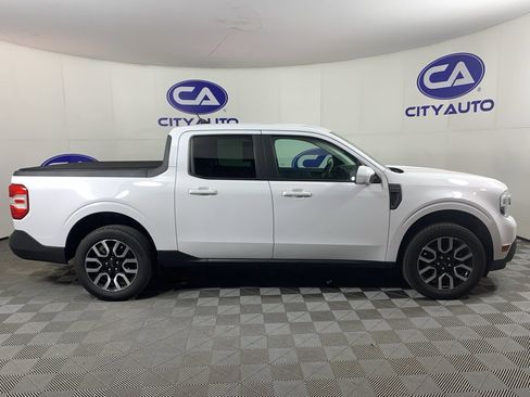 Used 2022 Ford Maverick Lariat w/ Lariat Luxury Package image 2