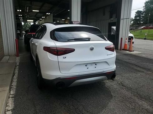 Used 2023 Alfa Romeo Stelvio Ti AWD/4WD image 13