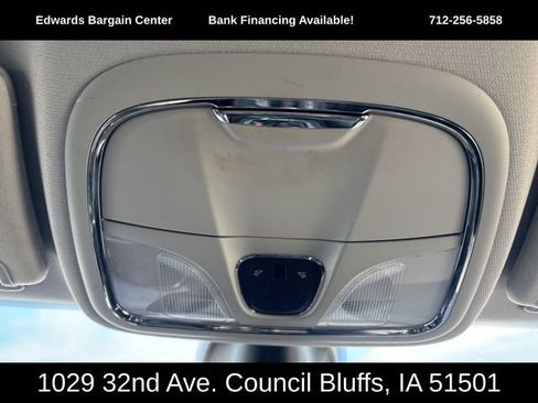 Used 2020 Jeep Cherokee Limited image 23