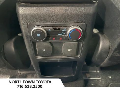 Used 2020 Ford Explorer XLT w/ Comfort Package image 26