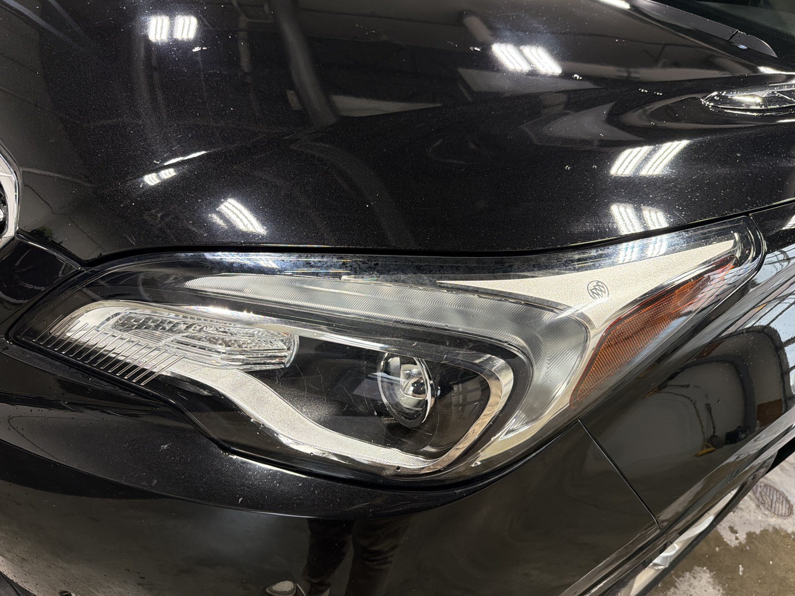 Used 2019 Buick Envision Essence AWD/4WD image 16