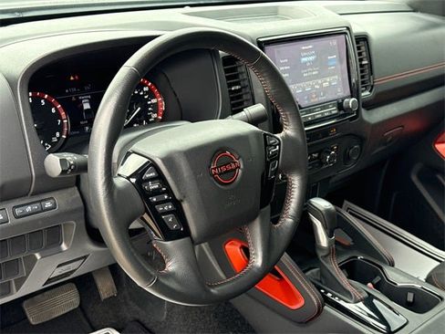 Certified 2024 Nissan Frontier Pro-X image 18