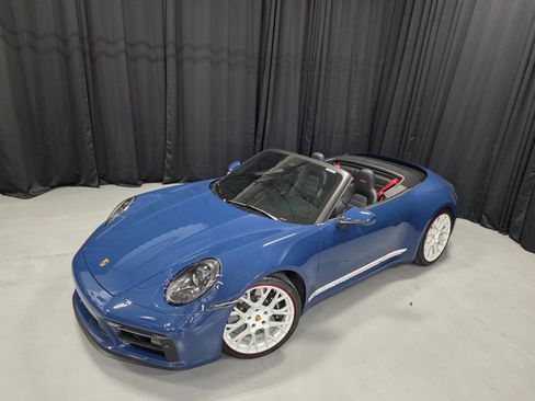 Certified 2023 Porsche 911 Carrera GTS image 12