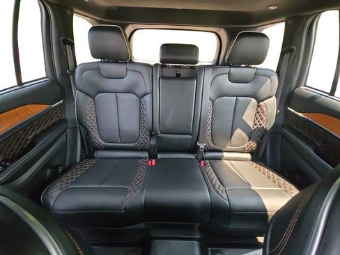 Used 2022 Jeep Grand Cherokee Summit AWD/4WD image 13