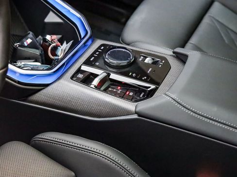 Used 2025 BMW X3 xDrive30i w/ M Sport Package image 24