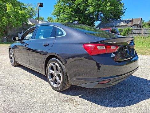 Used 2023 Chevrolet Malibu LT FWD image 3
