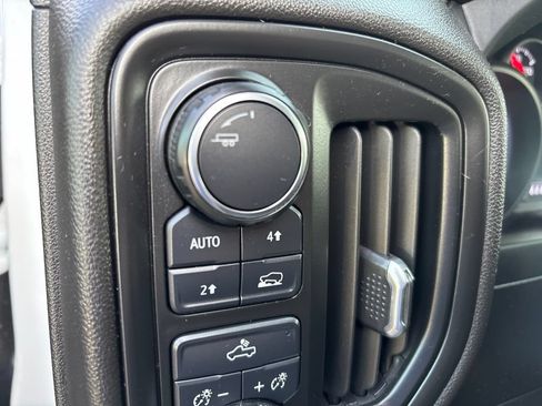 Certified 2024 Chevrolet Silverado 1500 Custom w/ Turbomax Blackout Package AWD/4WD image 15