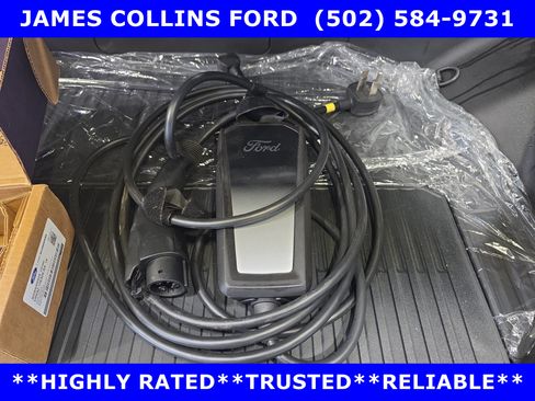 Used 2025 Ford F150 Lightning Lariat AWD/4WD image 20