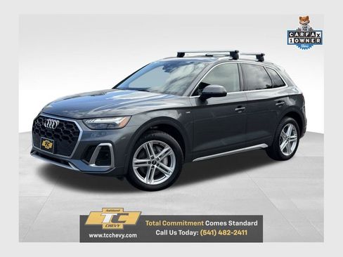 Used 2021 Audi Q5 e Prestige w/ Prestige Package image 1