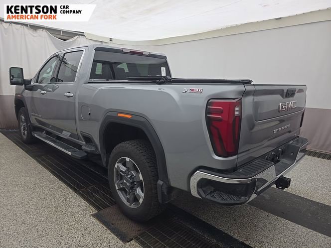 Used 2026 GMC Sierra 2500 SLT AWD/4WD image 3