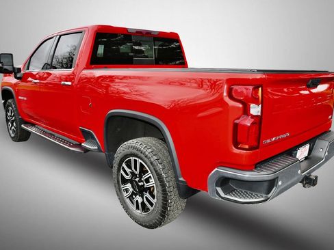 Used 2023 Chevrolet Silverado 3500 LTZ w/ LTZ Convenience Package image 5