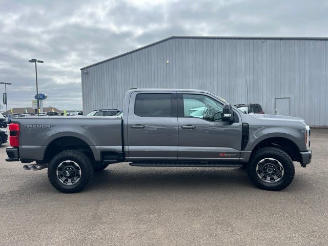 Used 2024 Ford F250 Lariat w/ Lariat Ultimate Package AWD/4WD image 6