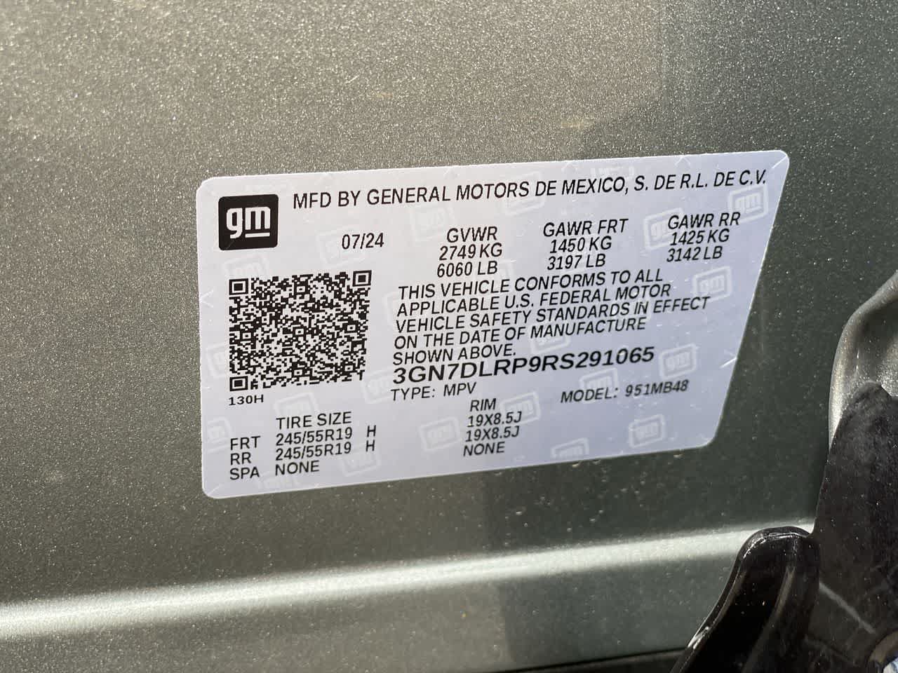 Used 2024 Chevrolet Equinox EV LT FWD image 28