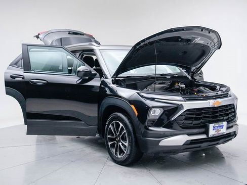 Used 2024 Chevrolet TrailBlazer LT w/ Convenience Package image 15