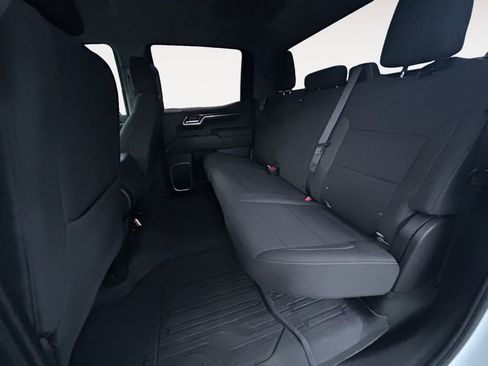 Used 2022 GMC Sierra 1500 SLE image 11