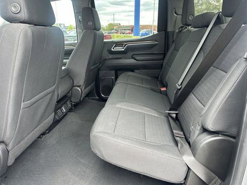 Certified 2025 Chevrolet Silverado 1500 LT AWD/4WD image 21