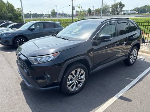 Used 2021 Toyota RAV4 XLE Premium FWD image 2