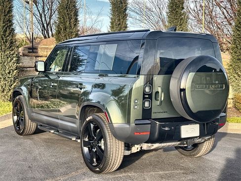 Used 2026 Land Rover Defender 110 S image 3