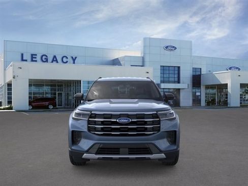 New 2026 Ford Explorer Active RWD image 6