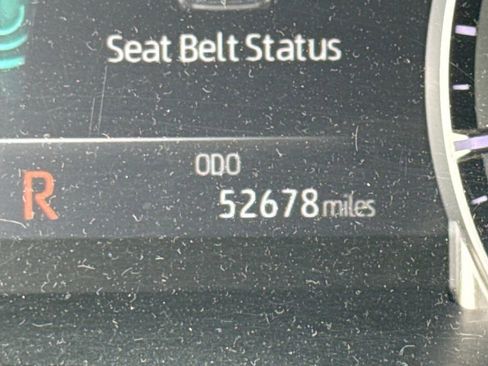 Used 2022 Toyota Highlander XLE FWD image 34