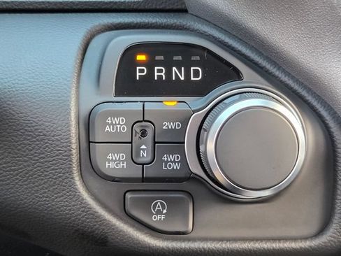 New 2026 RAM 1500 Big Horn AWD/4WD image 12