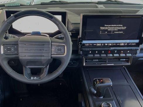 Used 2024 GMC Hummer EV 2X w/ Extreme Off-Road Package image 14