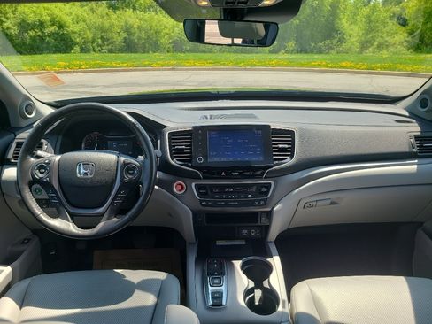 Used 2023 Honda Ridgeline RTL-E image 19