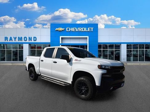 Used 2019 Chevrolet Silverado 1500 LT Trail Boss AWD/4WD image 1