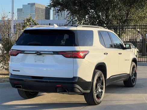Used 2022 Chevrolet Traverse Premier w/ Redline Edition image 4