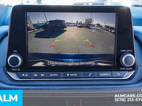 Used 2025 Nissan Rogue SV image 35