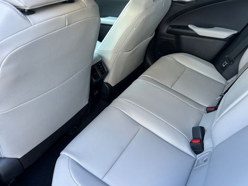 New 2026 Lexus UX 300h AWD image 11