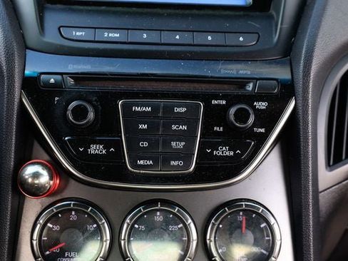 Used 2015 Hyundai Genesis 3.8 image 34