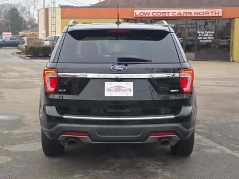Used 2018 Ford Explorer XLT w/ Equipment Group 202A image 6