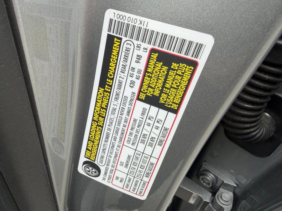 Used 2025 Volkswagen ID.4 Pro S RWD image 57