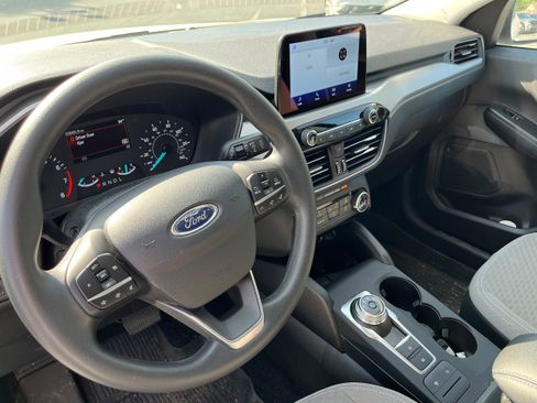 Used 2022 Ford Escape SE AWD/4WD image 8