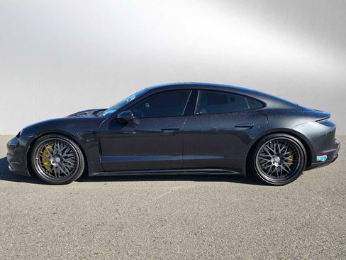 Used 2020 Porsche Taycan Turbo S image 6
