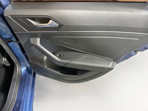 Used 2019 Volkswagen Jetta SE FWD image 29