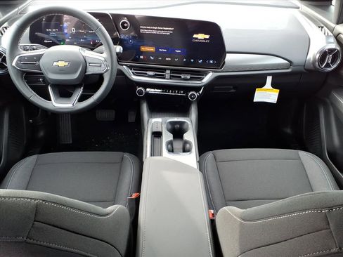 New 2026 Chevrolet Equinox EV LT w/ Comfort Package image 9