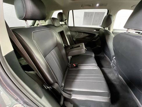 Used 2022 Volkswagen Tiguan SE AWD/4WD image 26