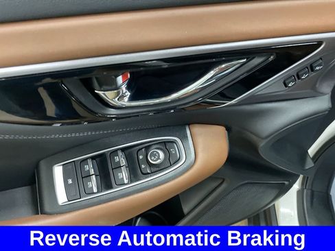 Certified 2023 Subaru Outback Touring AWD/4WD image 11