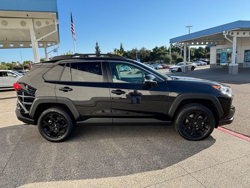 Used 2020 Toyota RAV4 TRD Off-Road AWD/4WD image 4