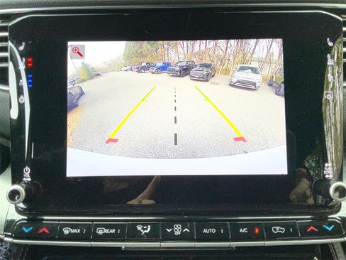 Used 2024 Jeep Wagoneer Series II w/ Flexible Seating Group image 22