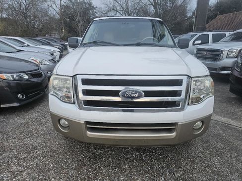 Used 2012 Ford Expedition EL XLT image 2