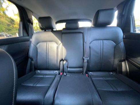 Used 2025 MAZDA CX-70 3.3 Turbo w/ Preferred Package image 39