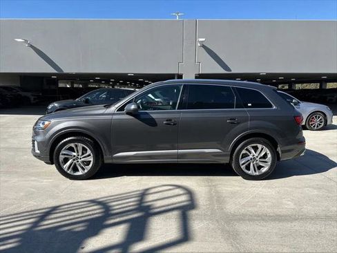 Certified 2021 Audi Q7 3.0T Premium Plus AWD/4WD image 9