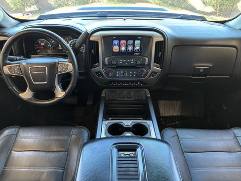 Used 2017 GMC Sierra 2500 Denali w/ Duramax Plus Package AWD/4WD image 29