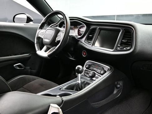 Used 2016 Dodge Challenger SRT w/ Technology Group RWD image 16