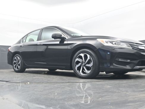 Used 2016 Honda Accord EX-L image 22